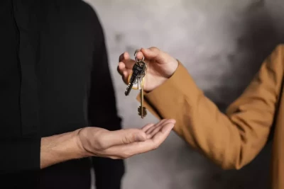 A mélypont után: mit üzennek a májusi lakáspiaci adatok?